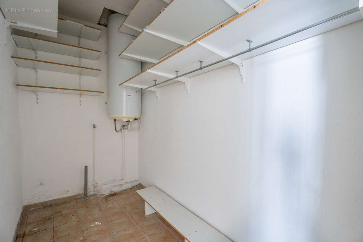 Appartement à MARSEILLE-2E