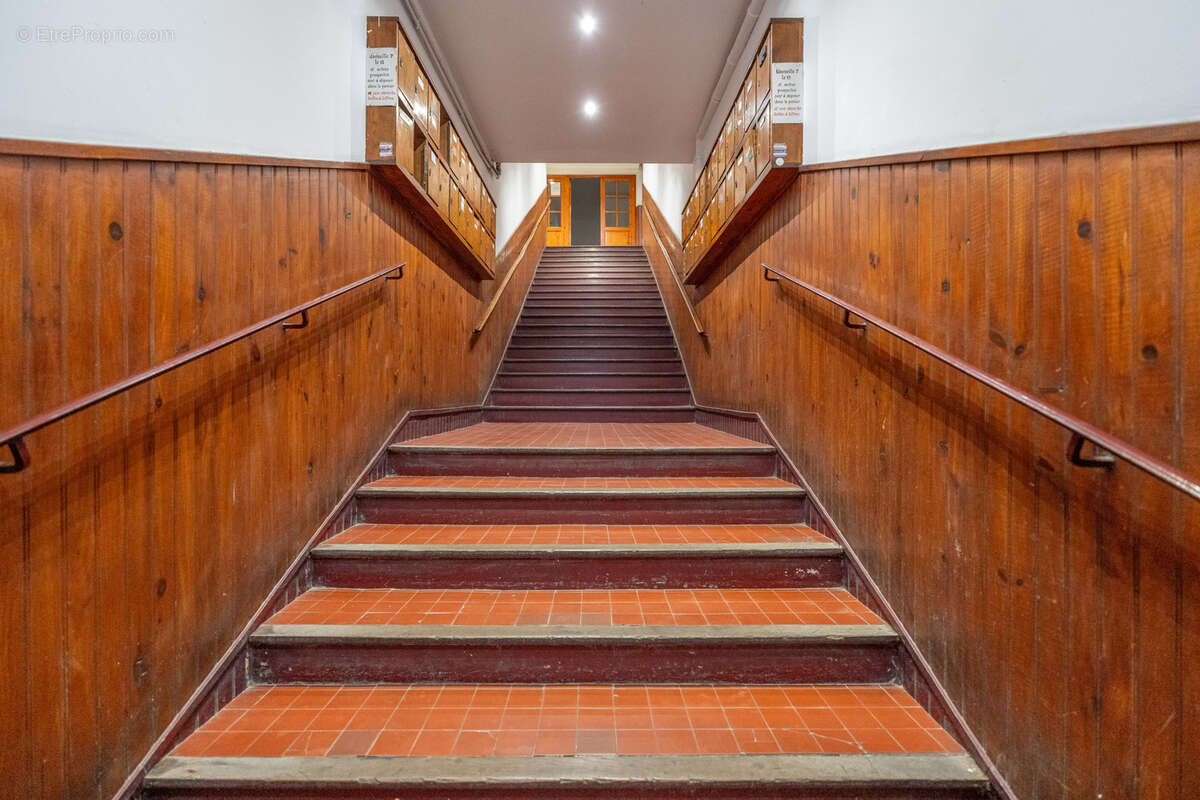 Appartement à MARSEILLE-2E