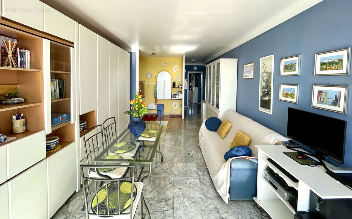 Appartement à ROQUEBRUNE-CAP-MARTIN