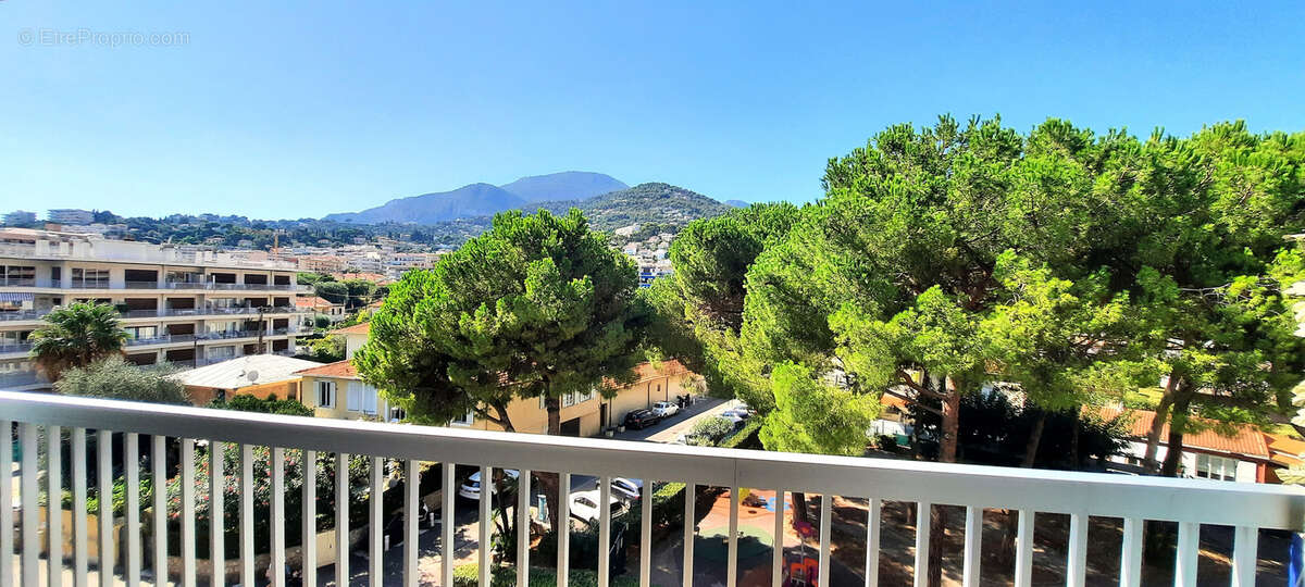 Appartement à ROQUEBRUNE-CAP-MARTIN