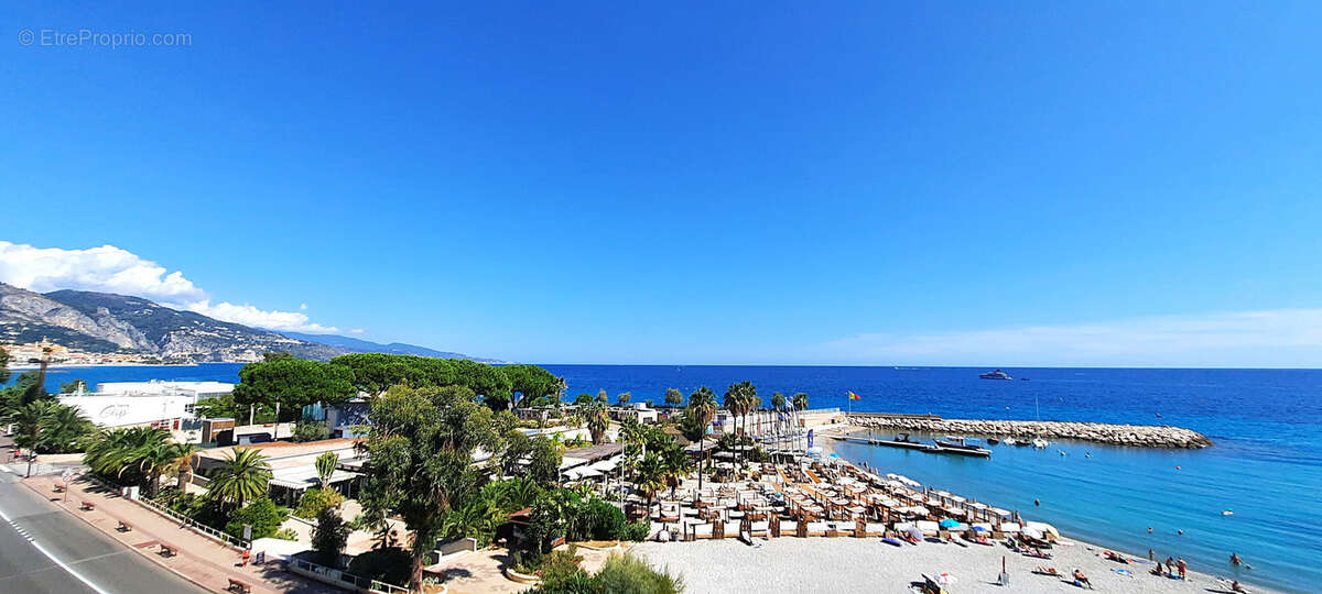 Appartement à ROQUEBRUNE-CAP-MARTIN