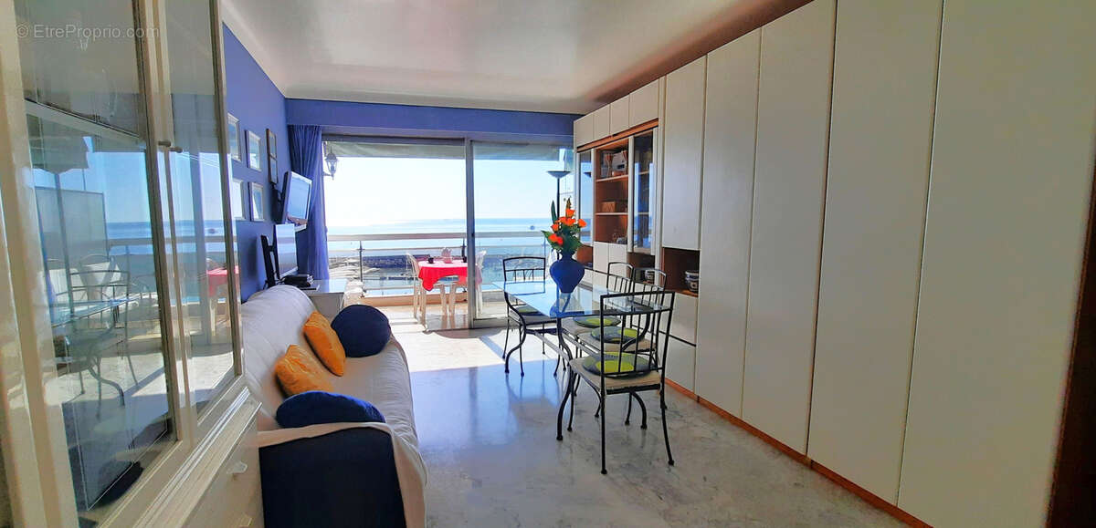 Appartement à ROQUEBRUNE-CAP-MARTIN