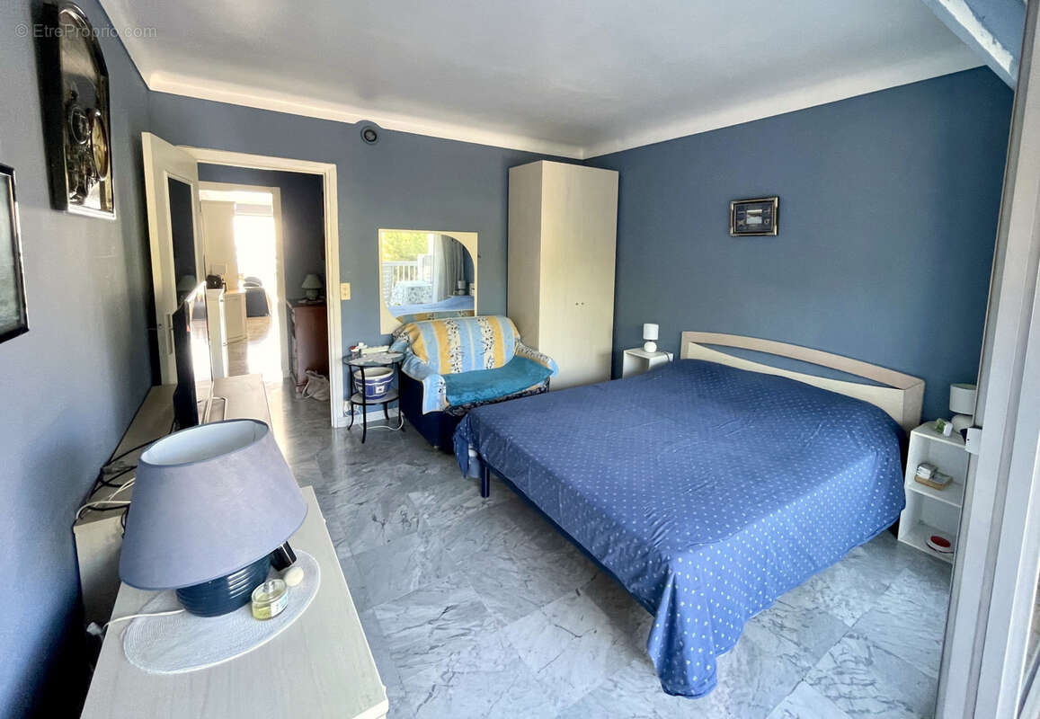 Appartement à ROQUEBRUNE-CAP-MARTIN