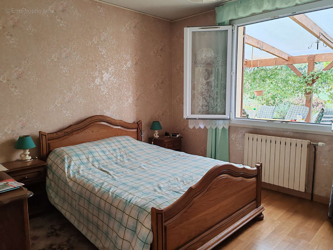 Maison à NANTEUIL-LE-HAUDOUIN