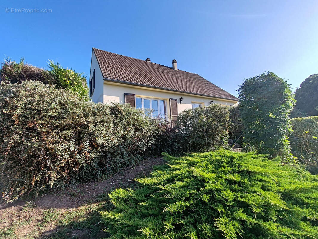 Maison à NANTEUIL-LE-HAUDOUIN