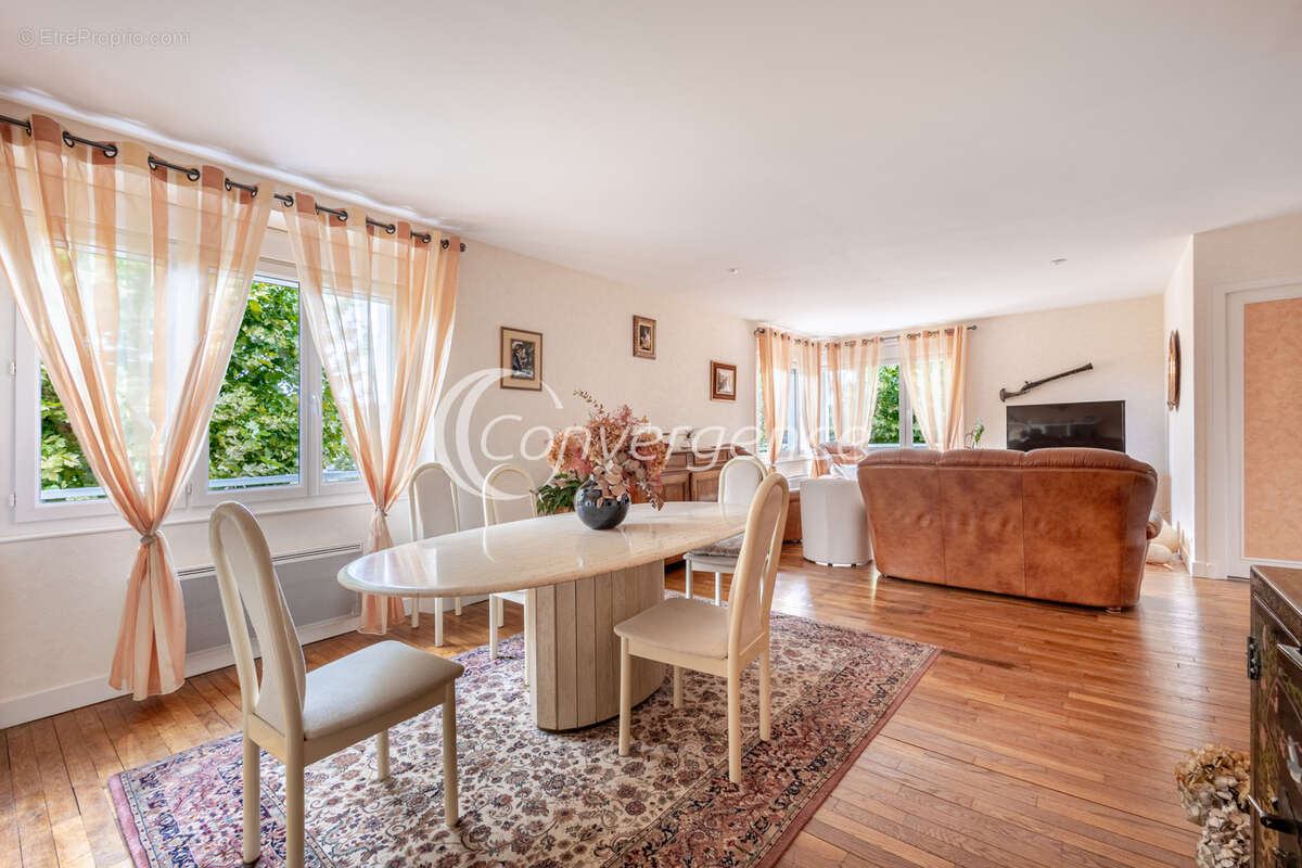 Appartement à CHABANAIS