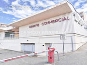 Parking à SAINTE-FOY-LES-LYON
