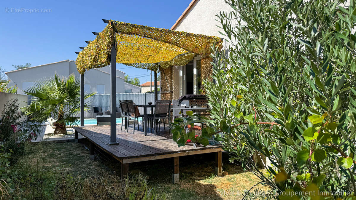 Maison à SAINT-GENIES-DE-COMOLAS