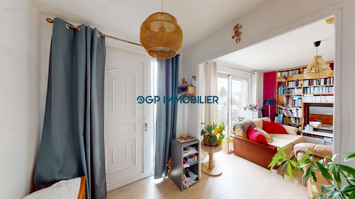 Maison à SAINT-JORY