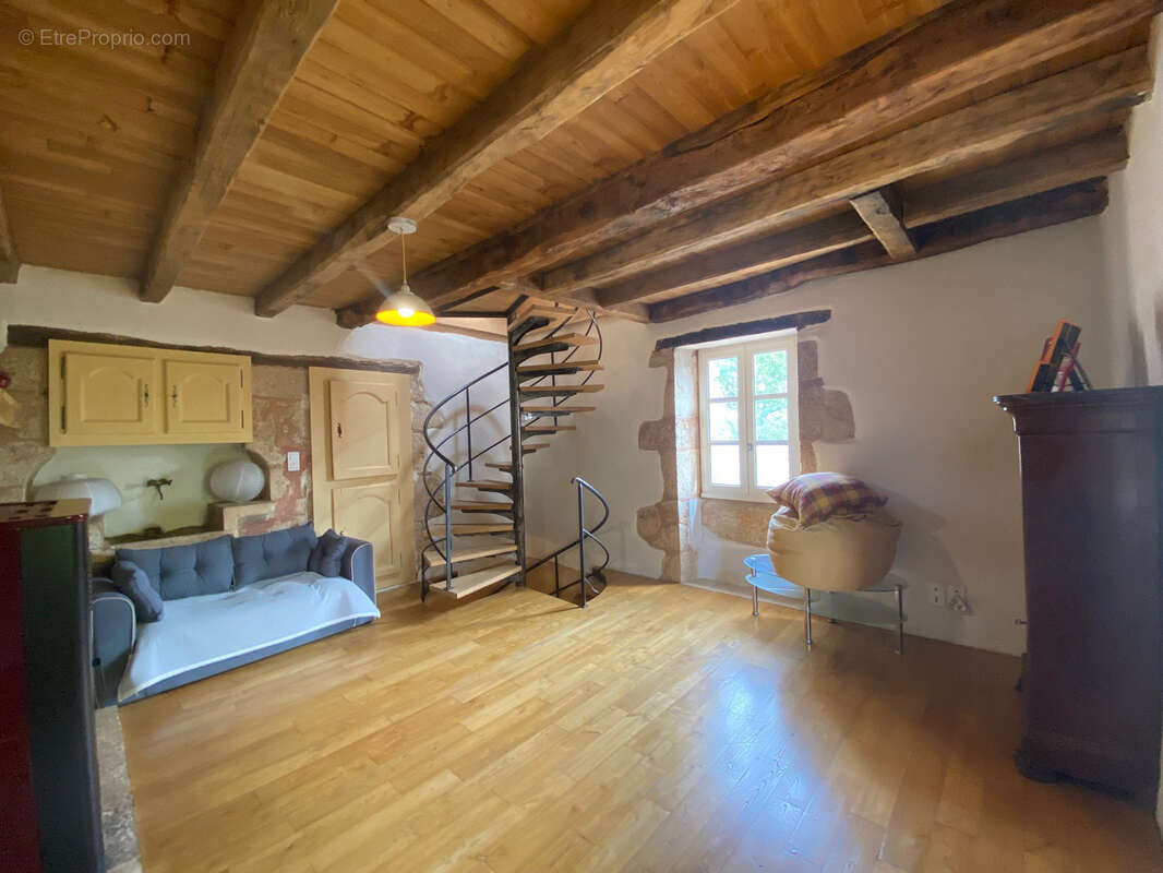 Maison à MONTCABRIER