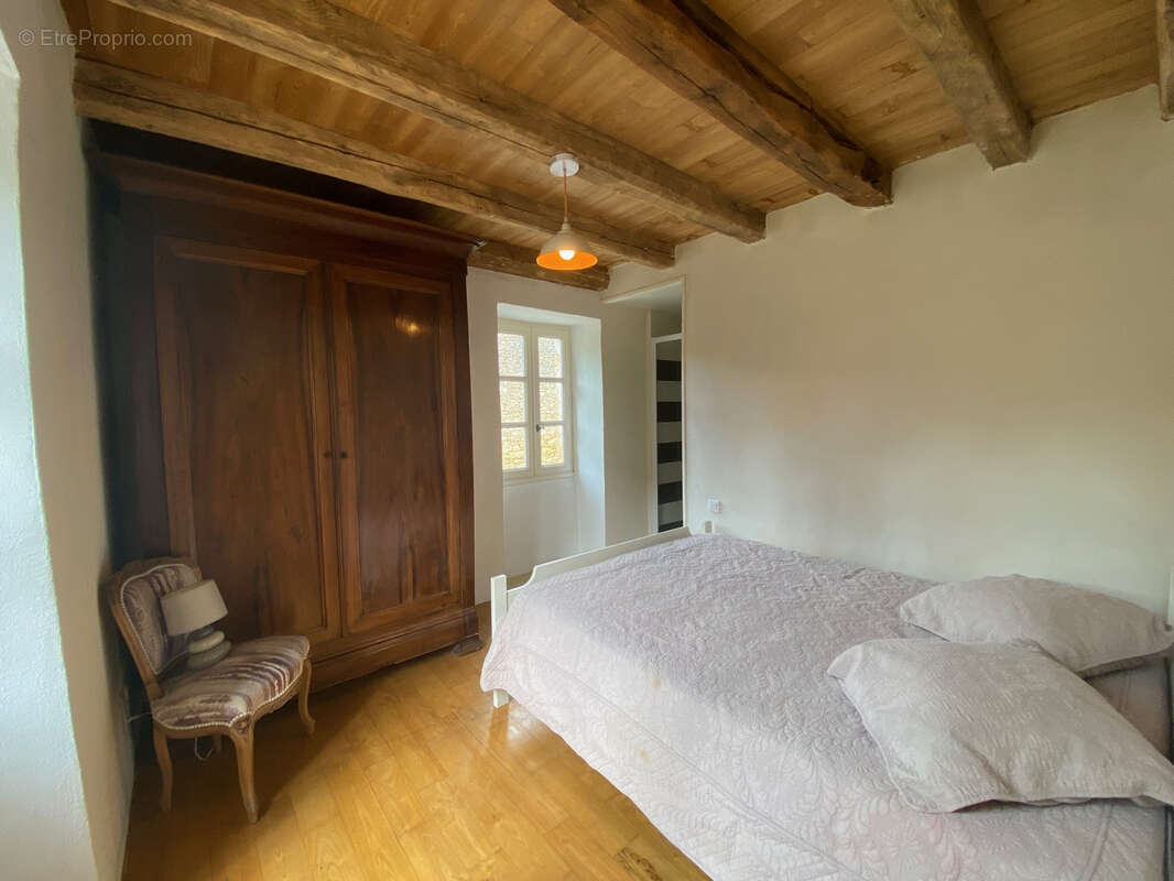 Maison à MONTCABRIER