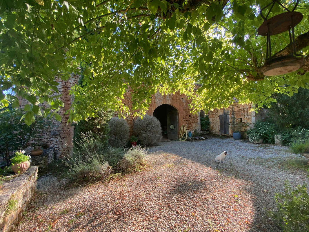 Maison à MONTCABRIER