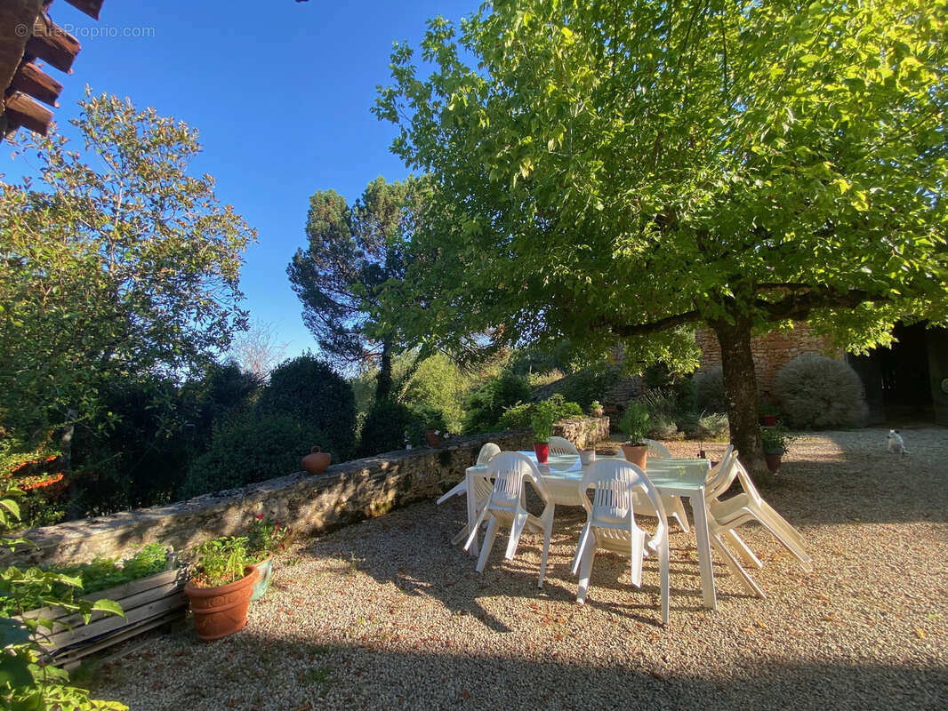 Maison à MONTCABRIER