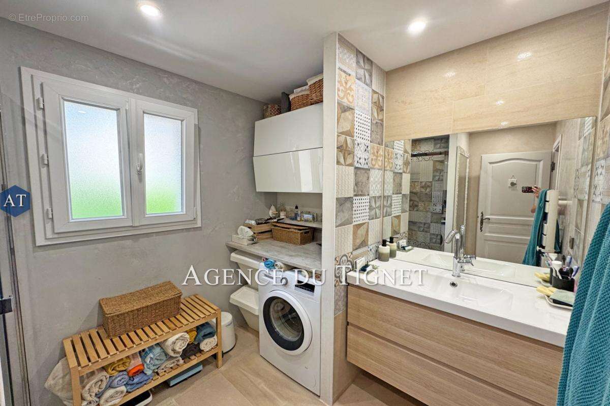 Maison à PEYMEINADE