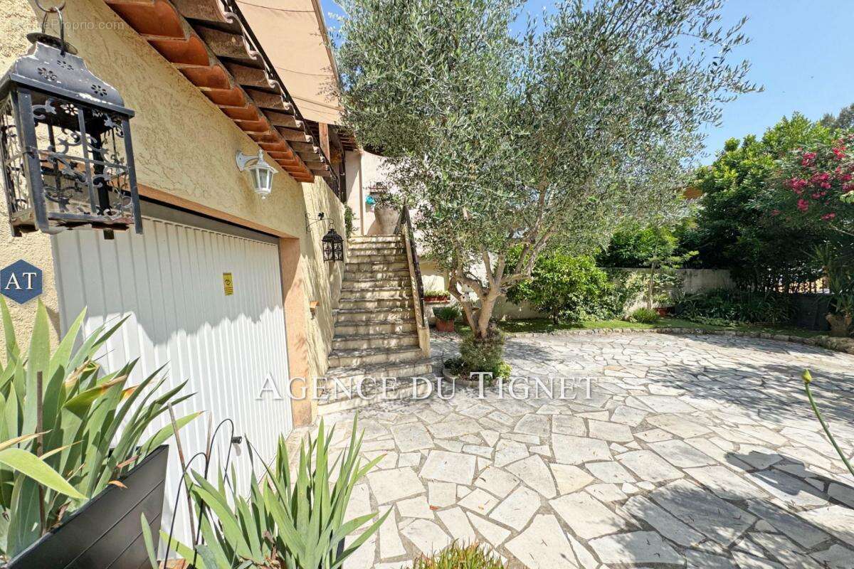 Maison à PEYMEINADE