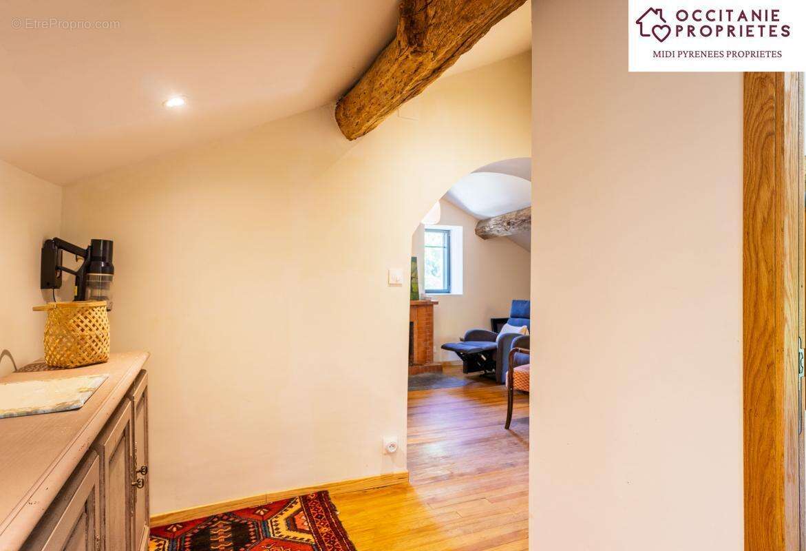 Maison à CUXAC-CABARDES