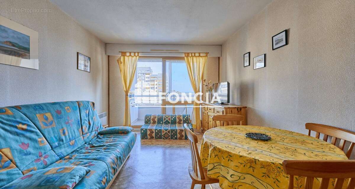 Appartement à COURSEULLES-SUR-MER