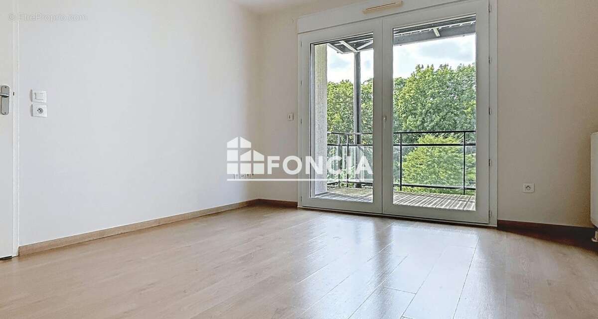 Appartement à HEROUVILLE-SAINT-CLAIR