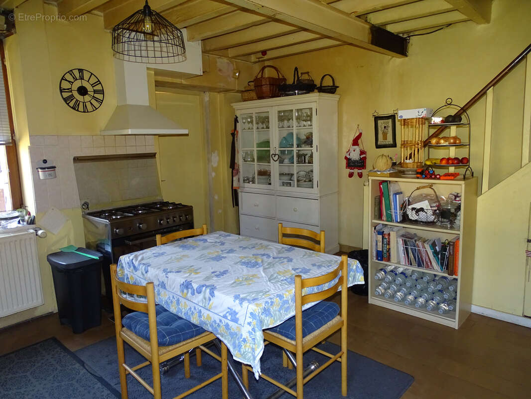 Maison à CHAMPROND-EN-GATINE