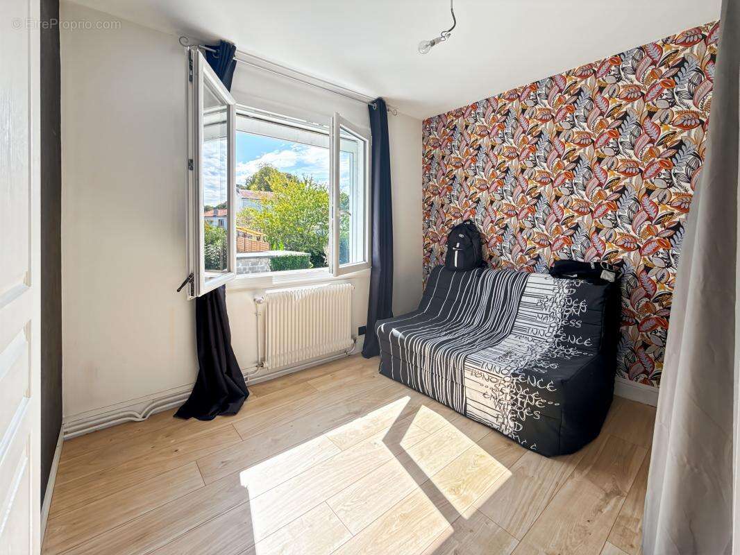 Maison à COULOUNIEIX-CHAMIERS