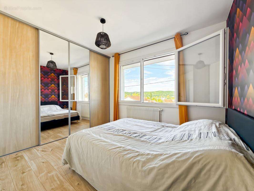 Maison à COULOUNIEIX-CHAMIERS