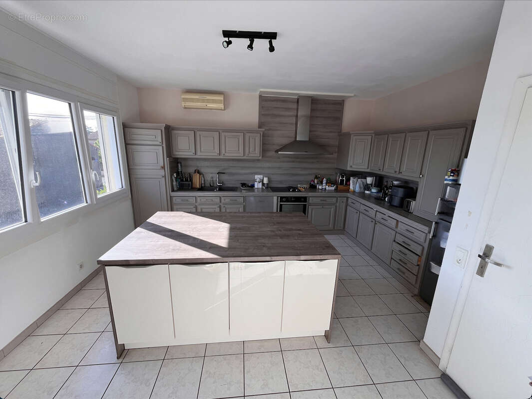 Maison à LEZIGNAN-CORBIERES