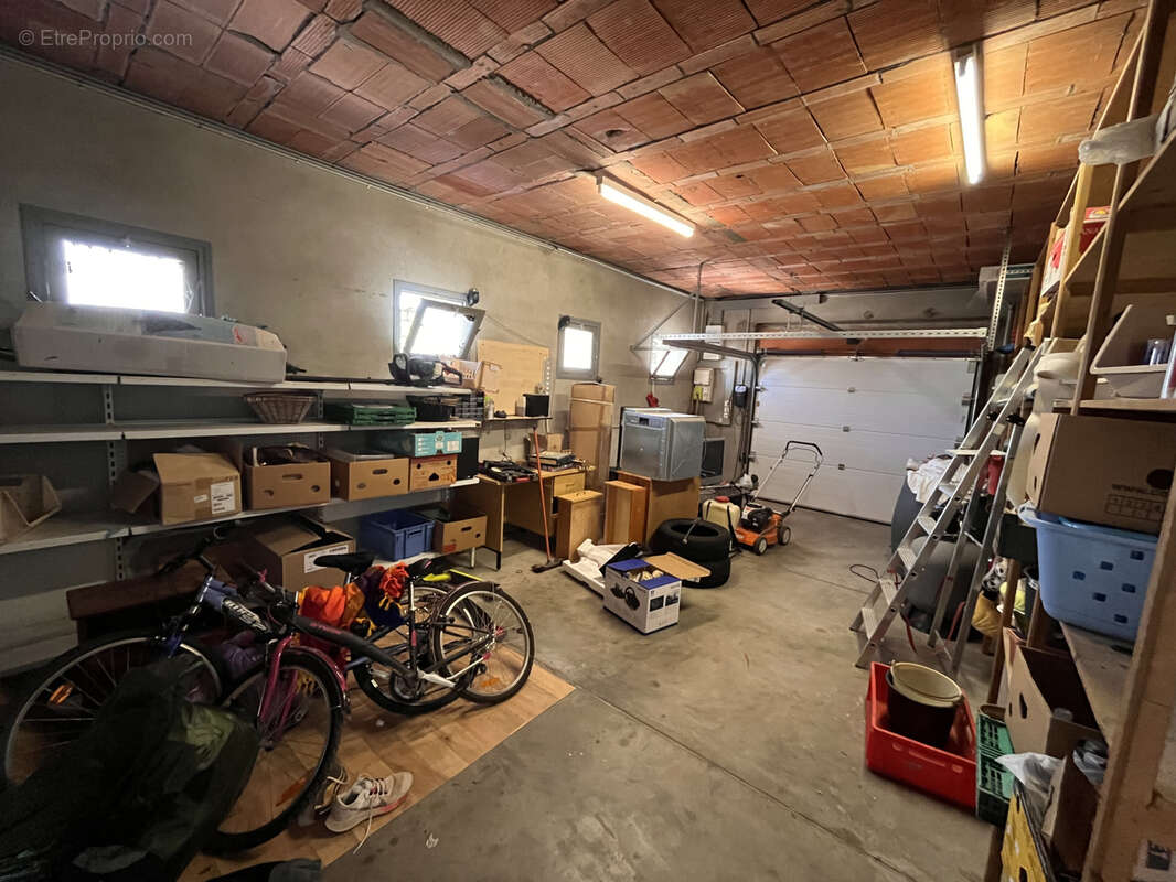 Maison à LEZIGNAN-CORBIERES