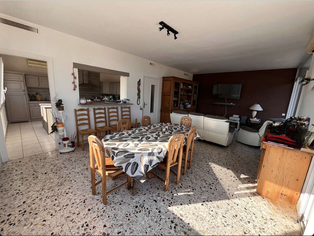 Maison à LEZIGNAN-CORBIERES