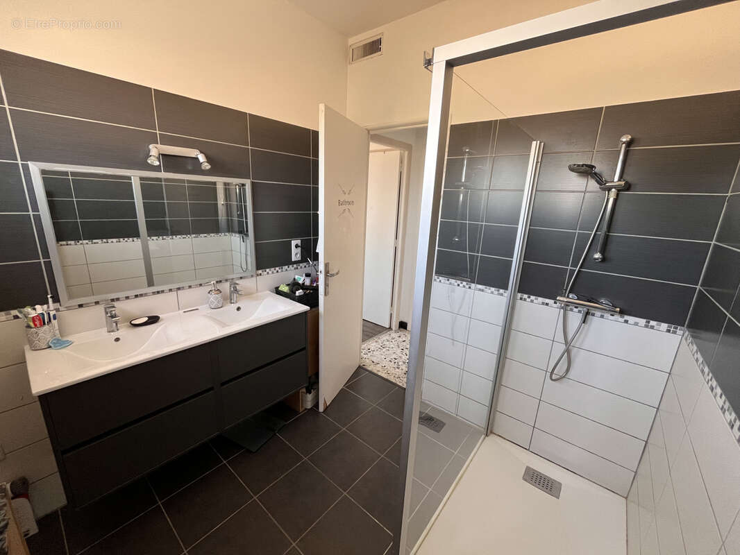 Maison à LEZIGNAN-CORBIERES