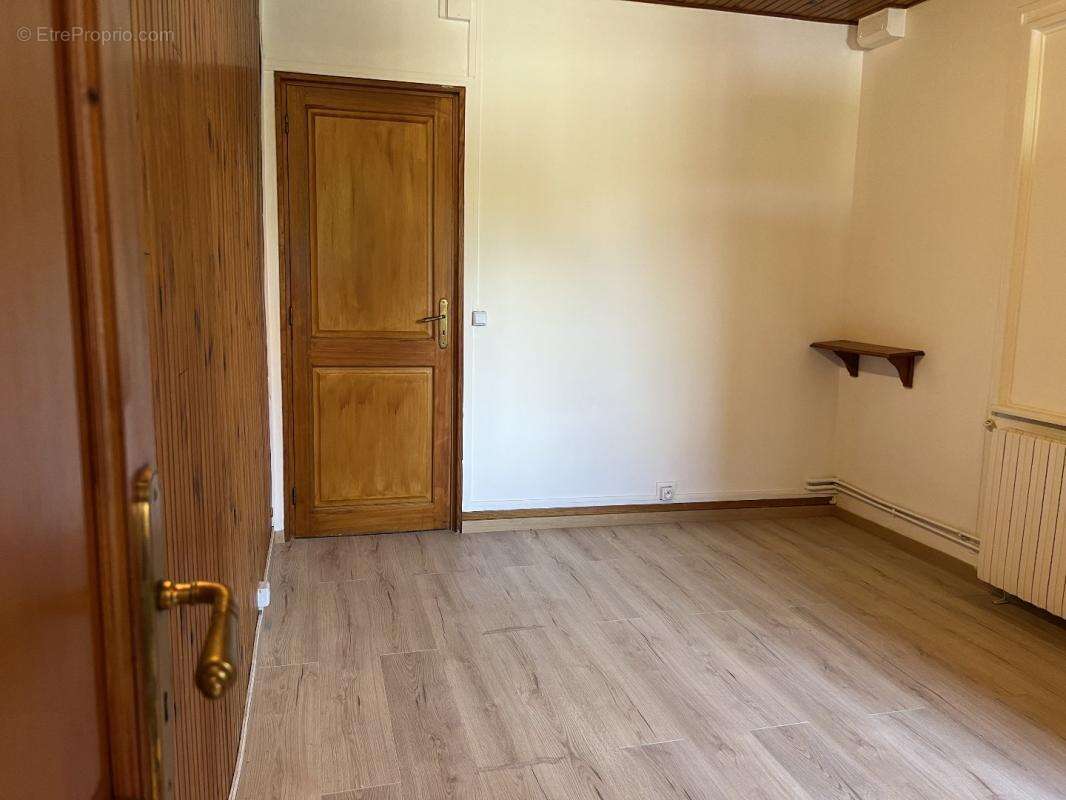 Maison à LE BLANC-MESNIL