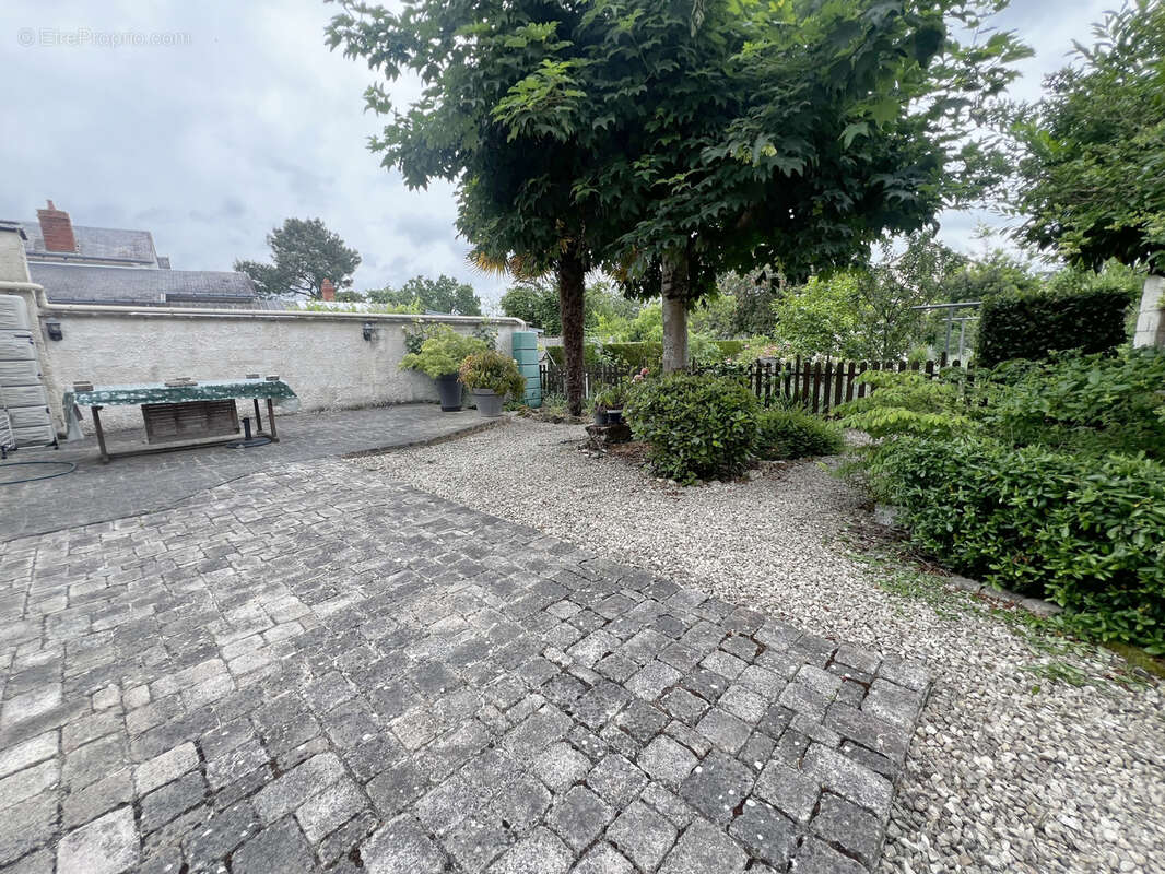 Maison à CHATELLERAULT