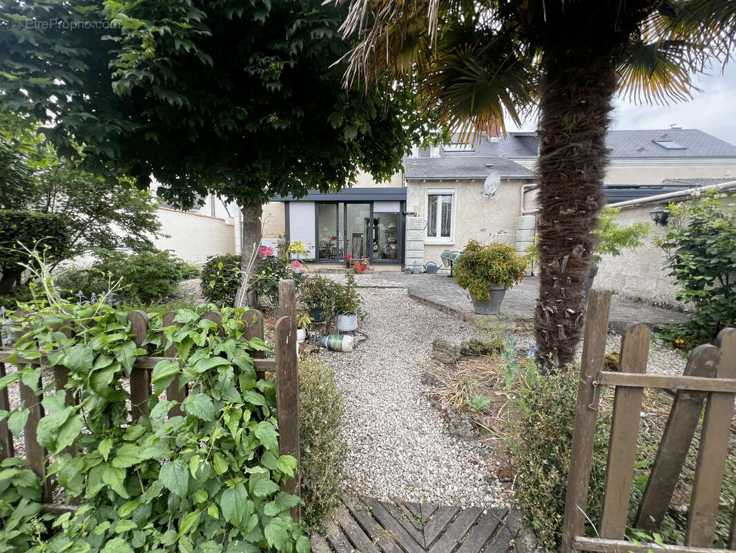 Maison à CHATELLERAULT