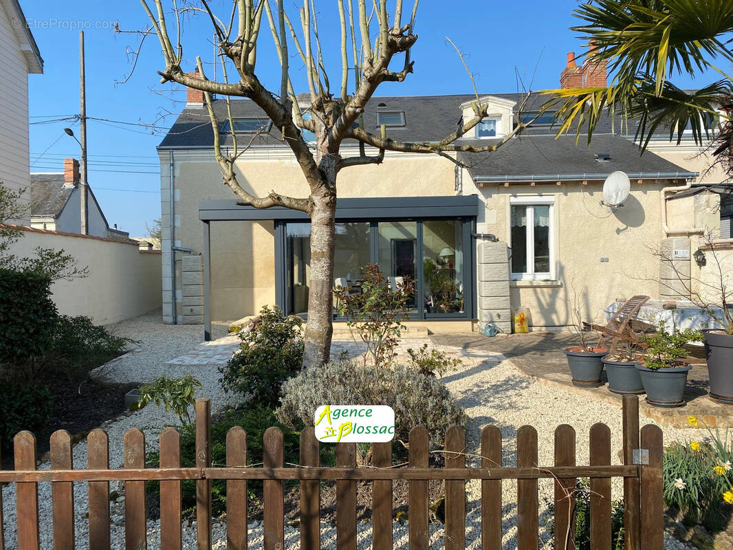 Maison à CHATELLERAULT