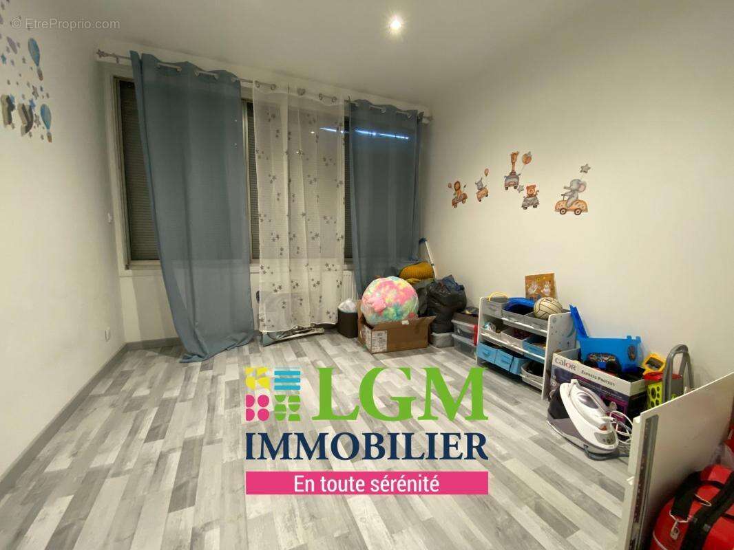 Appartement à SARCELLES