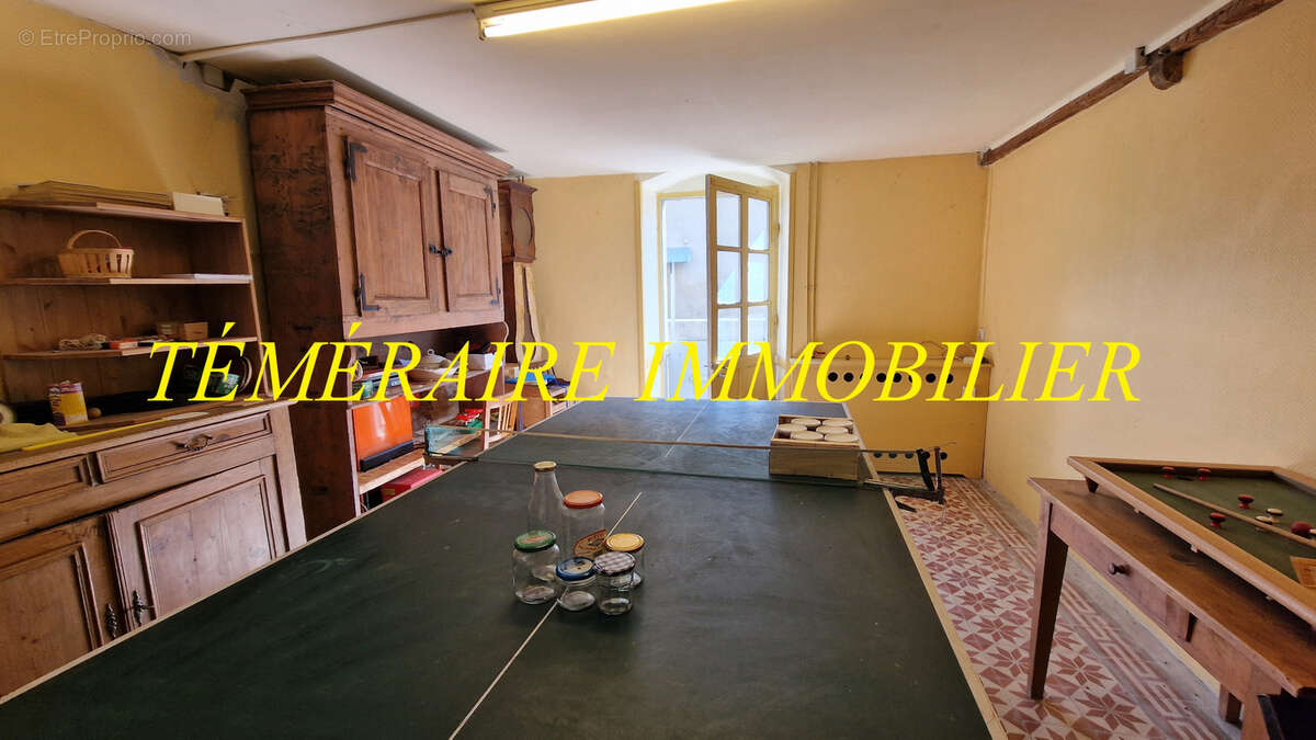 Maison à VERS-EN-MONTAGNE