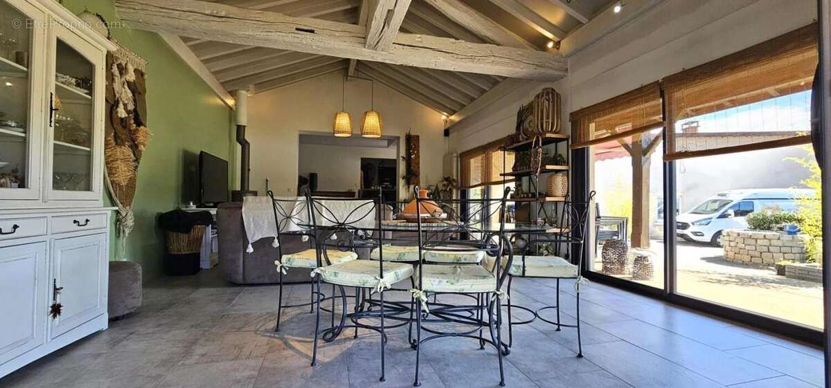 Maison à AMBERIEU-EN-BUGEY