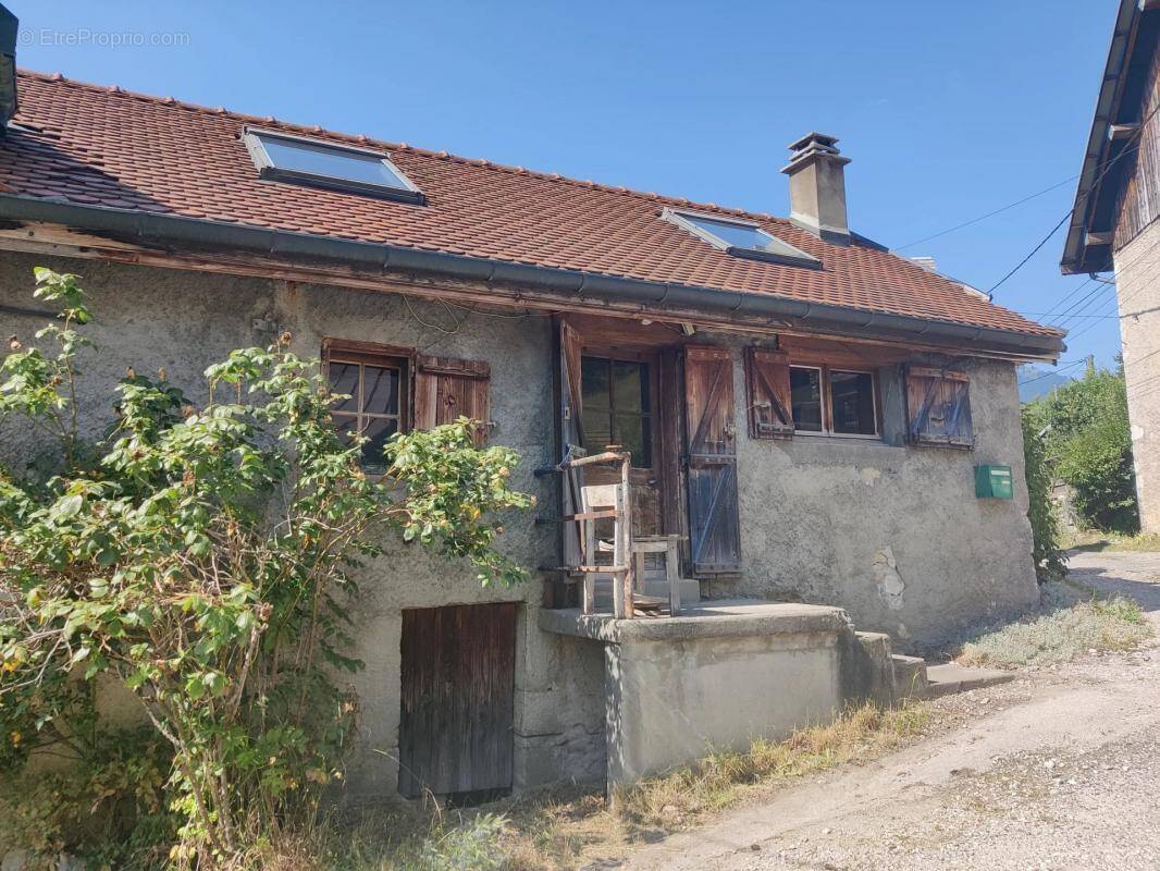 Appartement à LE SAPPEY-EN-CHARTREUSE