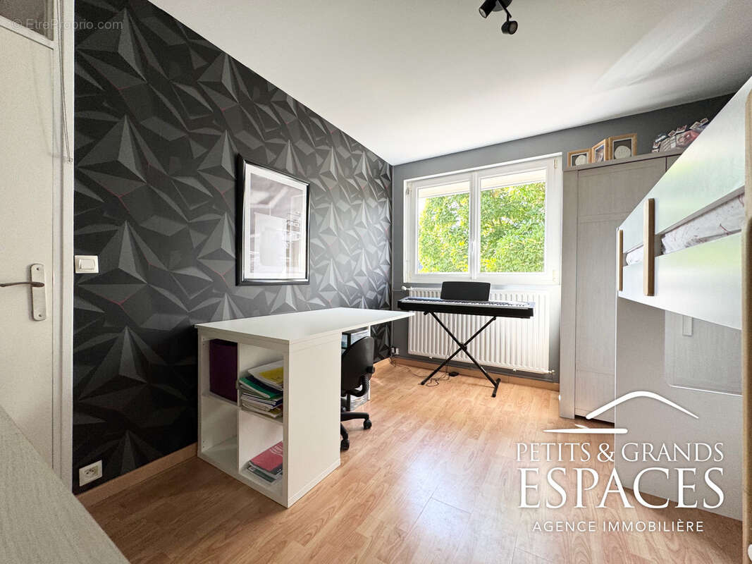 Maison à AULNOY-LEZ-VALENCIENNES