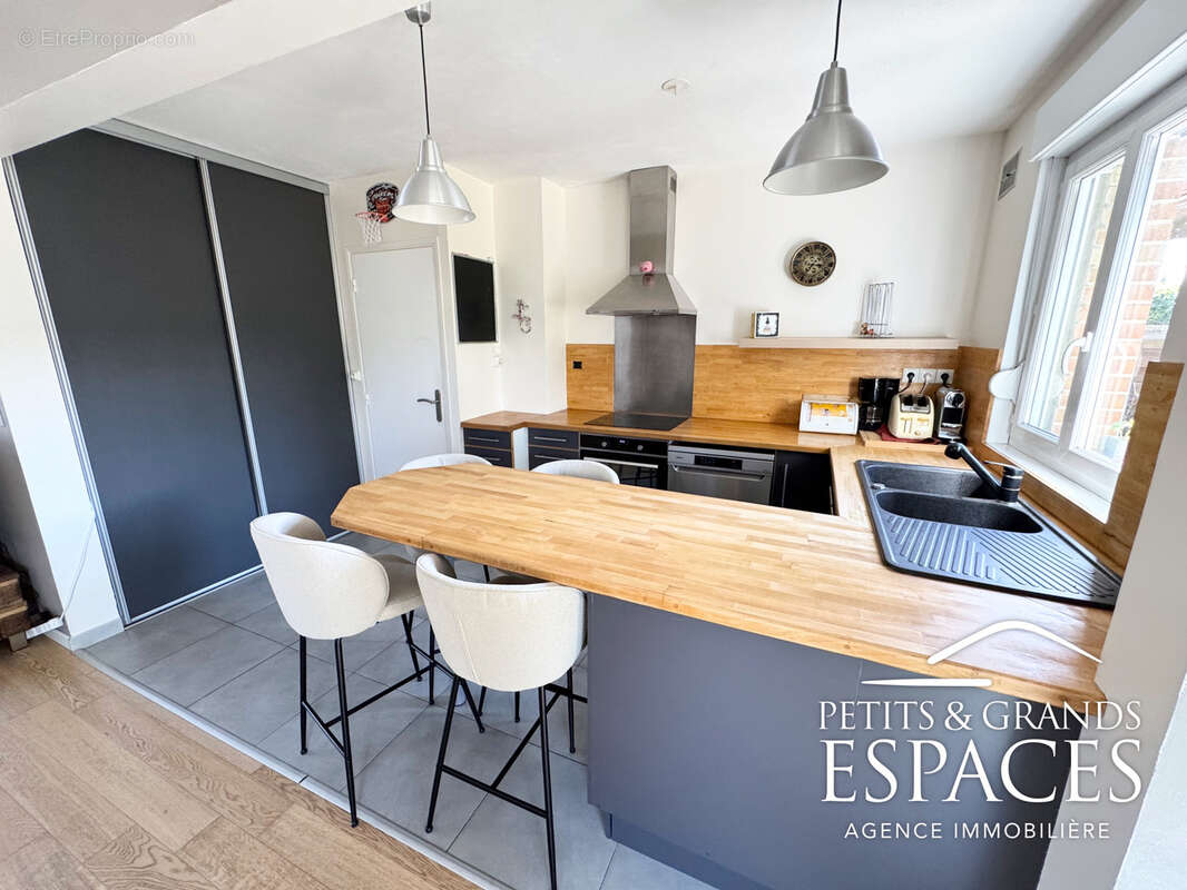 Maison à AULNOY-LEZ-VALENCIENNES