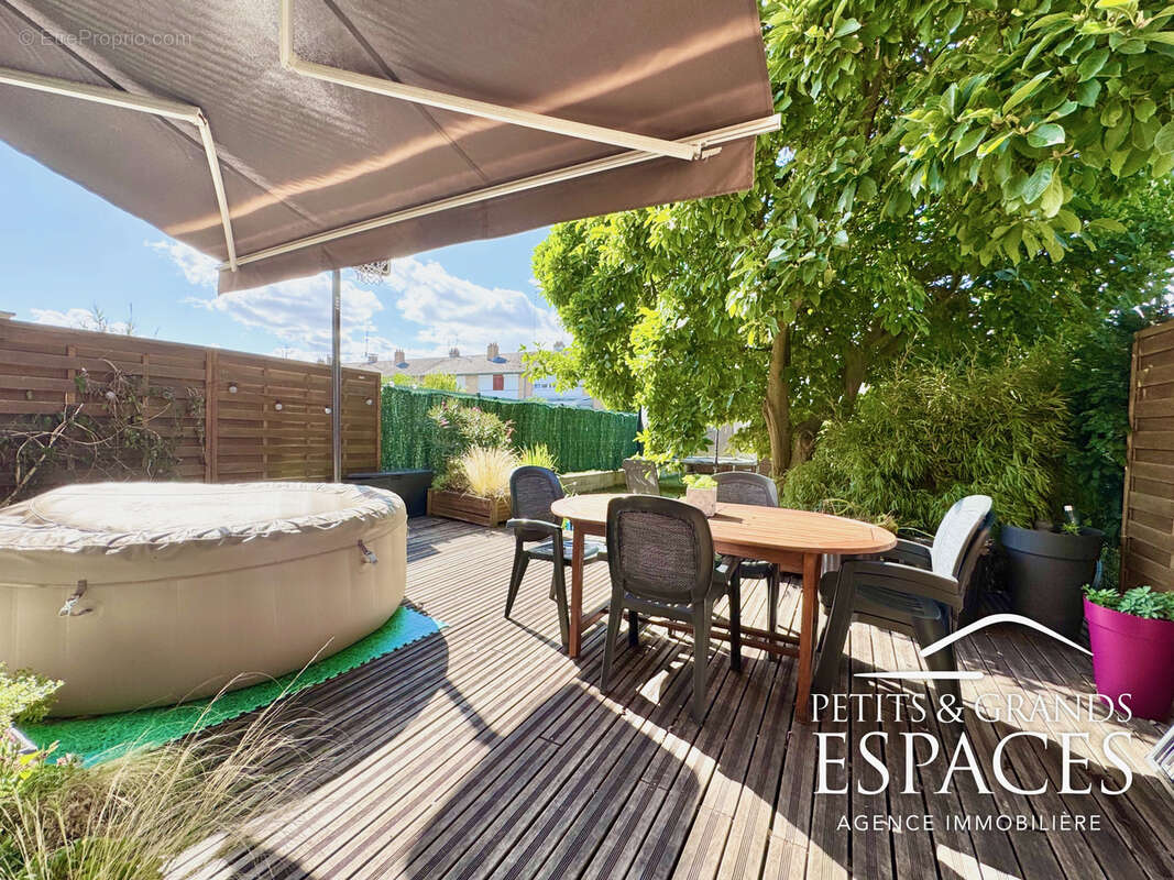 Maison à AULNOY-LEZ-VALENCIENNES