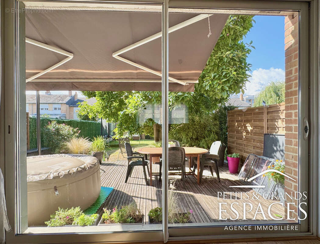 Maison à AULNOY-LEZ-VALENCIENNES