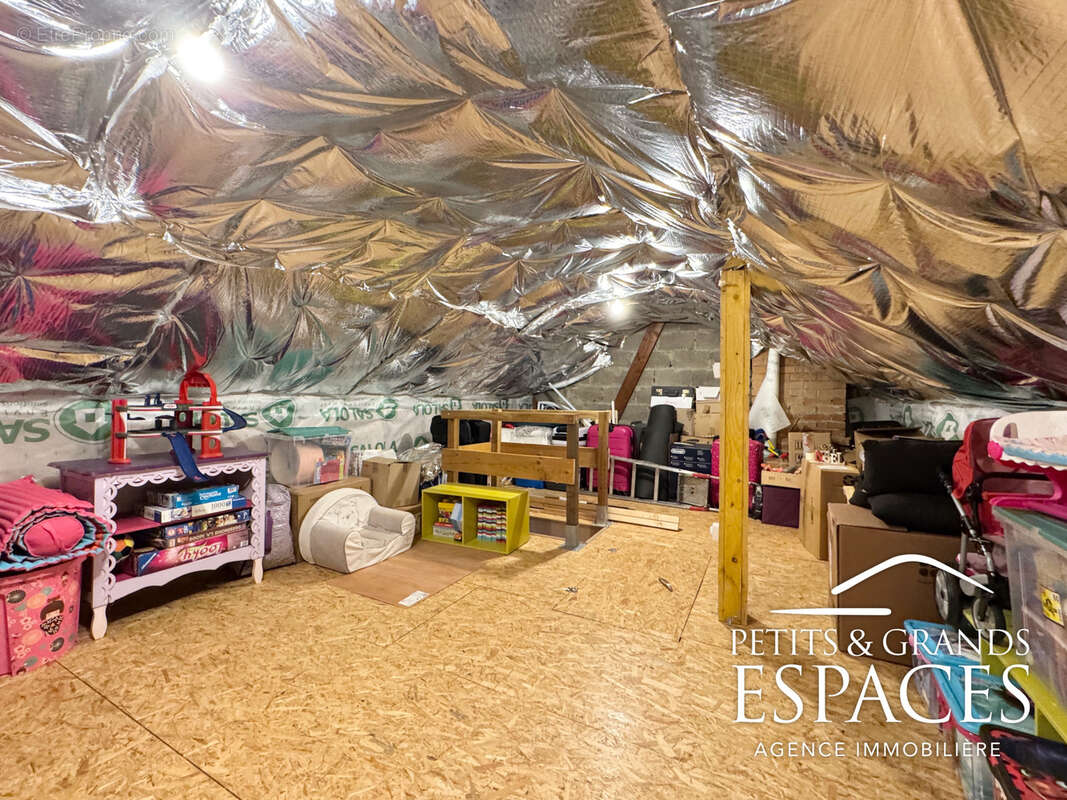 Maison à AULNOY-LEZ-VALENCIENNES