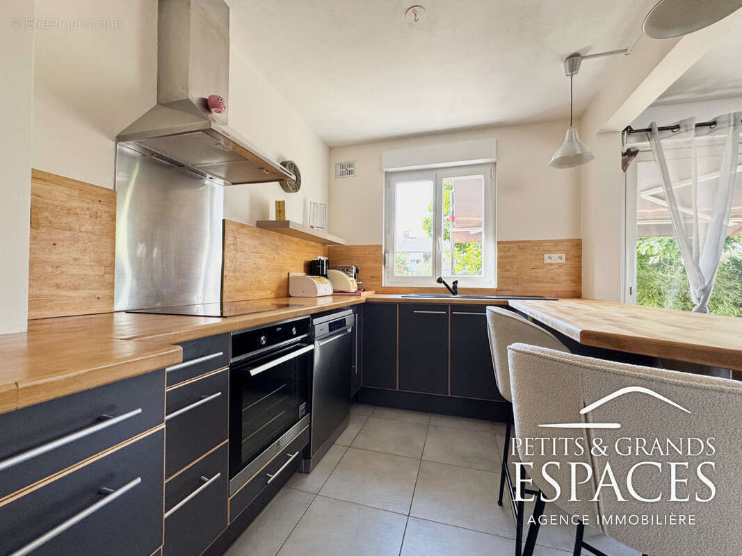 Maison à AULNOY-LEZ-VALENCIENNES