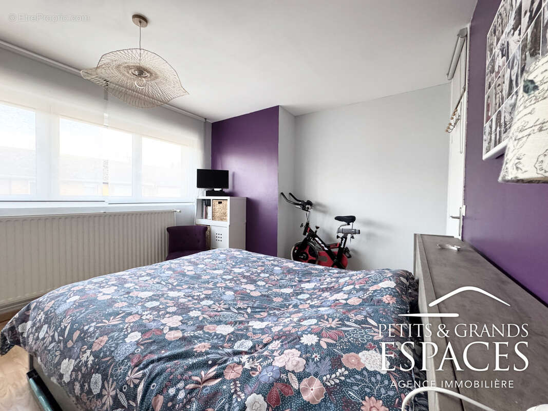 Maison à AULNOY-LEZ-VALENCIENNES