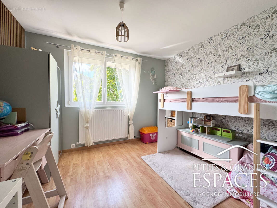 Maison à AULNOY-LEZ-VALENCIENNES