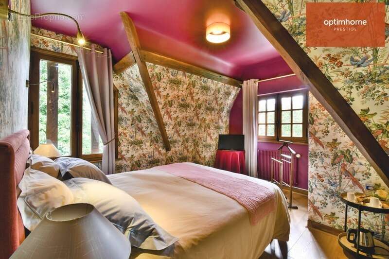 Maison à FAUGUERNON