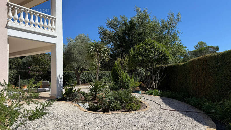 Appartement à SAINT-RAPHAEL