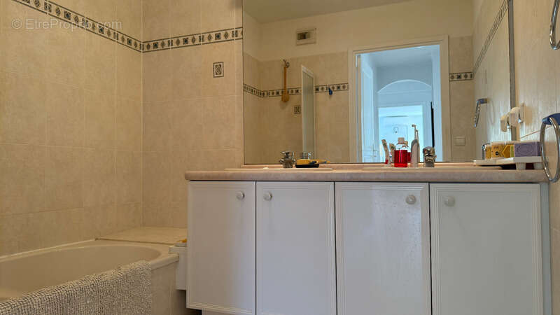 Appartement à SAINT-RAPHAEL