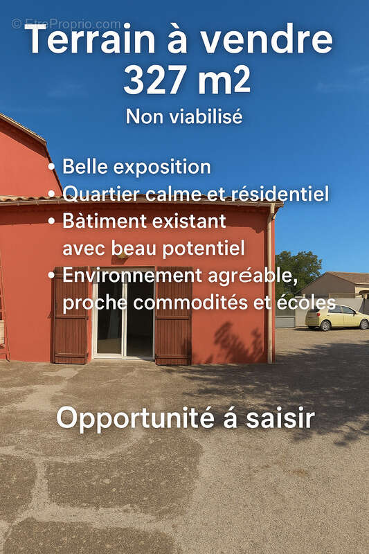 Terrain à VALERGUES