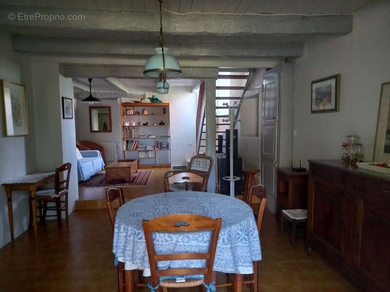 Maison à SAINTE-CROIX